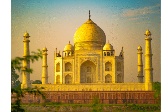 تور باستان گردی شیراز